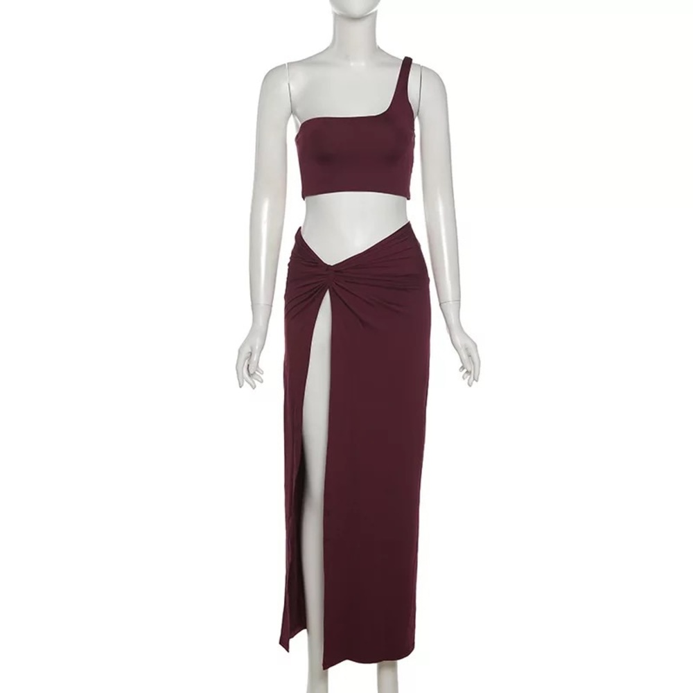 ❌SOLD❌ Burgundy High Slit Skirt & One Shoulder Top